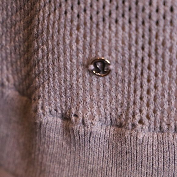 Lululemon Bhakti Life Heathered Grey Sweater Sz 4 - Picture 5 of 6